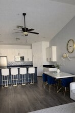 5360 Mang Pl in Sarasota, FL - Building Photo - Building Photo
