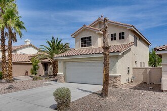 2414 Worchester Rd in Henderson, NV - Building Photo - Building Photo