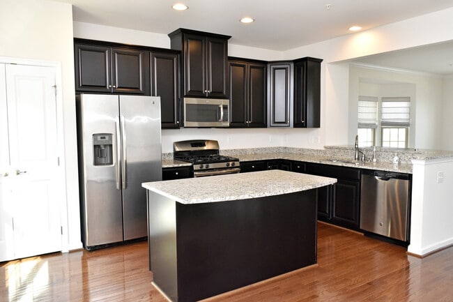 5904 Leben Dr in Frederick, MD - Building Photo - Building Photo