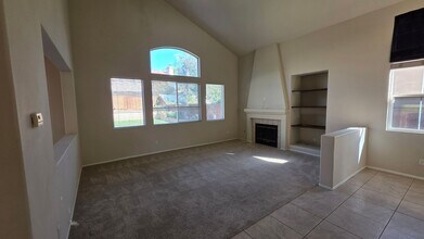 32564 Galatina St in Temecula, CA - Building Photo - Building Photo