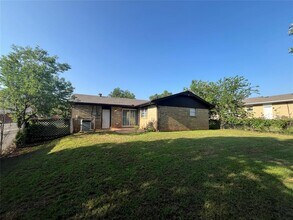 1505 Kingston Rd in Norman, OK - Building Photo - Building Photo