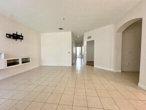 1002 Shoma Dr in West Palm Beach, FL - Building Photo - Building Photo