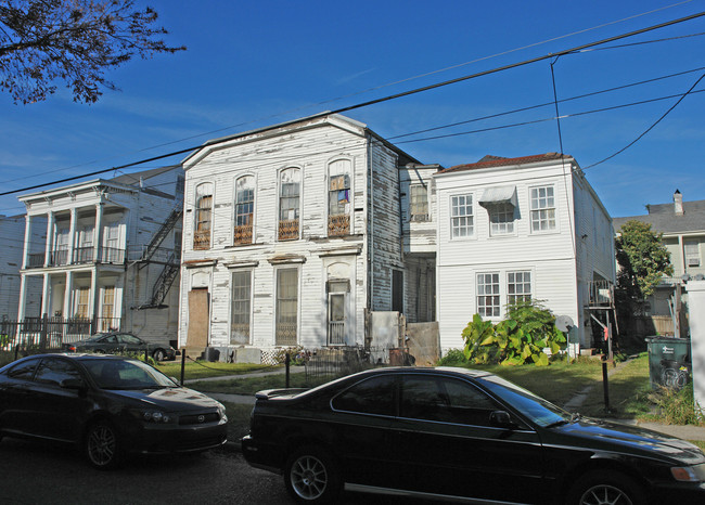 1515 Euterpe St in New Orleans, LA - Foto de edificio - Building Photo