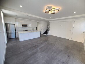 825 Michigan Ave in Miami Beach, FL - Building Photo - Building Photo