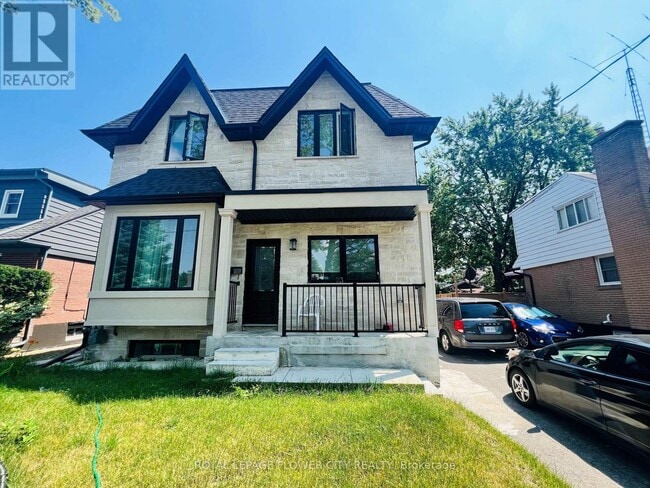 property at 23 Clearbrooke Cir