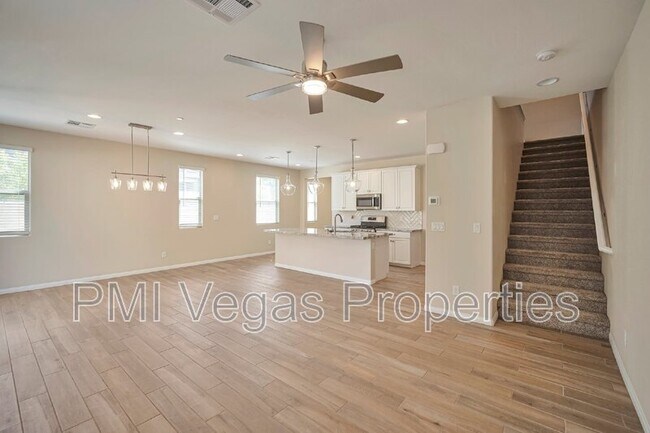 780 Aurora Vale Pl in Henderson, NV - Building Photo - Building Photo