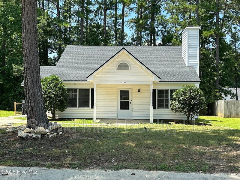 2116 Tanglewood Rd in Rocky Mount, NC - Building Photo