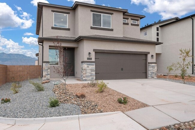 6696 Zachary Rd NE in Rio Rancho, NM - Foto de edificio - Building Photo