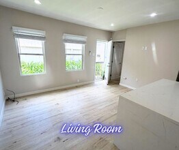 1517 Idaho Ave in Santa Monica, CA - Foto de edificio - Building Photo