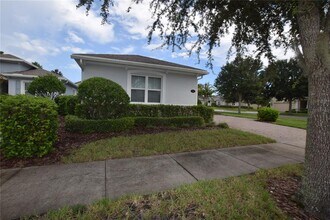 132 Amanthus Ct in DeLand, FL - Building Photo - Building Photo