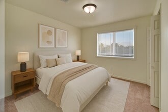 Phoenix Ridge in Williston, ND - Foto de edificio - Building Photo