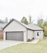 80 Deer Creek Dr in Odenville, AL - Building Photo