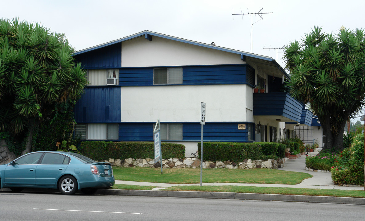 14047 Moorpark St in Sherman Oaks, CA - Building Photo