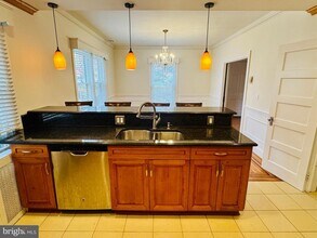 3902 Hadley Square W in Baltimore, MD - Building Photo - Building Photo