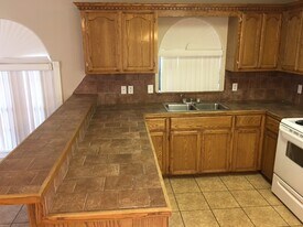 1803 S Juniper St, Unit 2