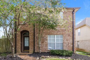 1372 Broadstone Ct in Cordova, TN - Building Photo