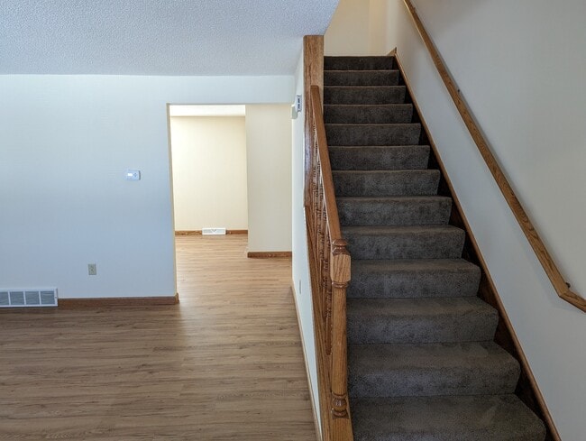 5 Lordan Dr in Buffalo, NY - Building Photo - Building Photo
