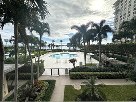 1801 S Flagler Dr in West Palm Beach, FL - Building Photo