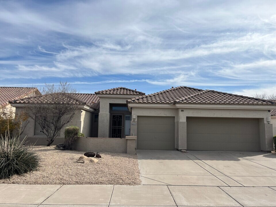 7323 E Wing Shadow Rd in Scottsdale, AZ - Building Photo