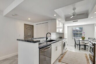 1130 Sugar Sands Blvd in West Palm Beach, FL - Building Photo - Building Photo