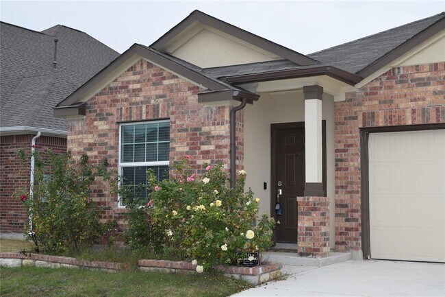 5808 Bianca Dr in Round Rock, TX - Building Photo - Building Photo