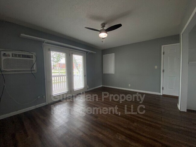 523.5 W 7th St in Maryville, MO - Building Photo - Building Photo