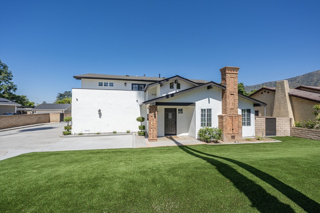 357 N Pennsylvania Ave in Glendora, CA - Building Photo