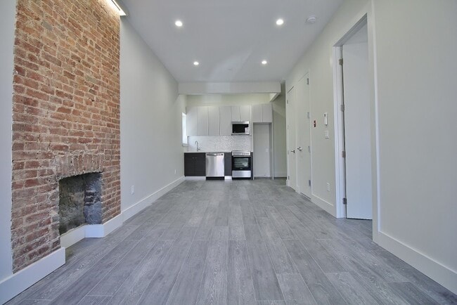 446 Gates Ave in Brooklyn, NY - Building Photo - Building Photo