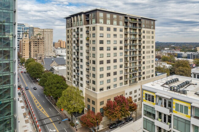 The Reynolds in Atlanta, GA - Building Photo - Building Photo