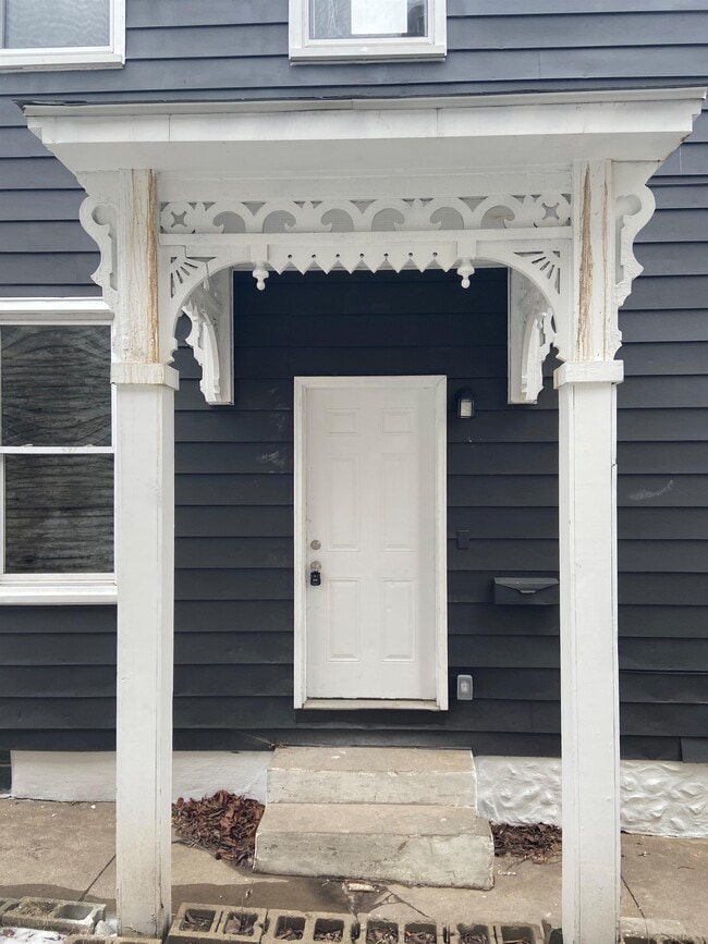 property at 314 E 15th St