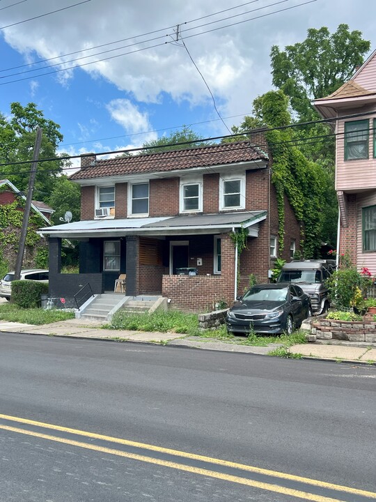 1703 Montier St in Pittsburgh, PA - Building Photo