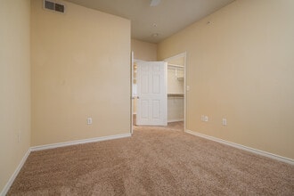 The Park at Braun Station in San Antonio, TX - Foto de edificio - Building Photo