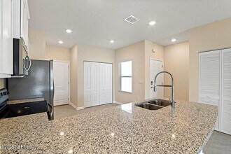 38 Oarsman Xing Dr in St. Augustine, FL - Building Photo - Building Photo