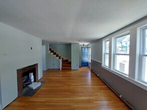 1 Dunklee St, Unit 1 Dunklee St in Concord, NH - Foto de edificio - Building Photo