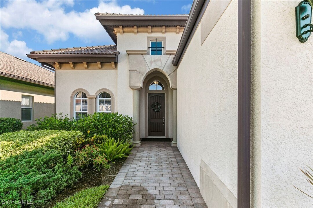 7778 Ashton Rd in Naples, FL - Building Photo
