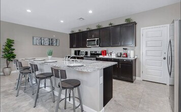 5314 W Alta Mesa Ave in Phoenix, AZ - Building Photo - Building Photo