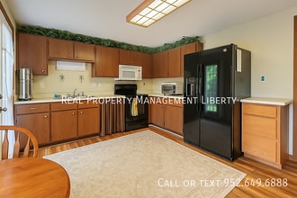 217 9th St in Jordan, MN - Building Photo - Building Photo