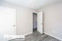 7104 Lancashire Dr photo'