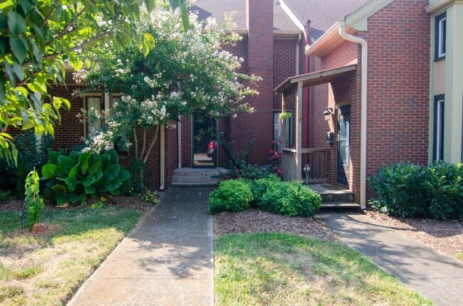 property at 908C Russell St