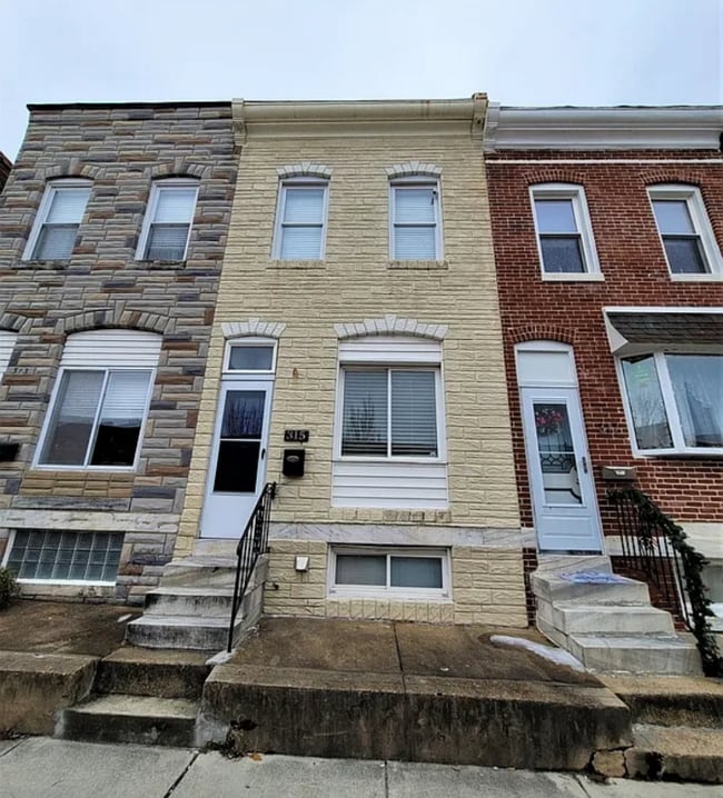 property at 315 S Clinton St