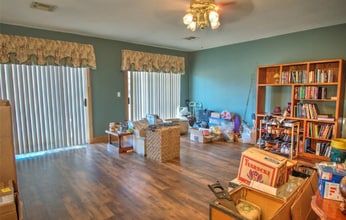 516 Warwick Dr in Muskogee, OK - Foto de edificio - Building Photo