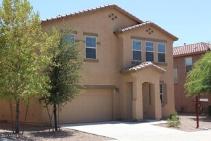 7331 W Alta Vista Rd in Phoenix, AZ - Building Photo