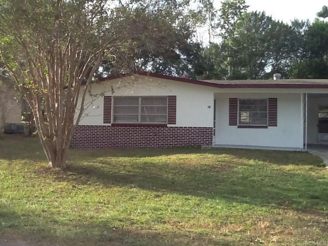 property at 4 S Adams St