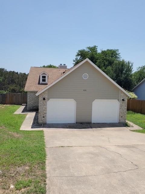 520 Cutty Trail in Lakeway, TX - Building Photo