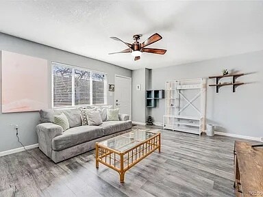 property at 1135 S Oneida St