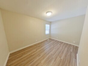 4321 E Bayley St in Wichita, KS - Building Photo - Building Photo