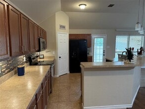 4005 Vista Greens Dr in Fort Worth, TX - Building Photo - Building Photo