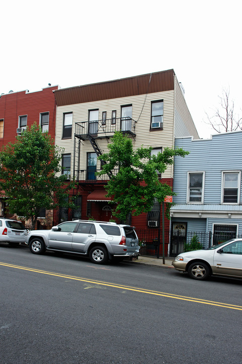 144 20th St in Brooklyn, NY - Building Photo