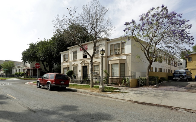 The Lexington Apartments in Riverside, CA - Building Photo - Building Photo