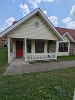 6310 Windsor Castle, Unit Unit 3 in San Antonio, TX - Building Photo